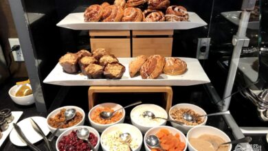 How do I select a hotel that offers complimentary breakfast?