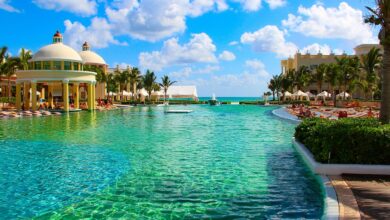 Which hotel brands provide the most rewarding loyalty programs