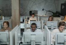 How do I pick hotels that offer easy transportation options